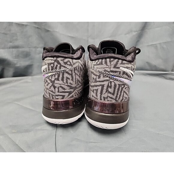 Nike Men's LeBron LBJ NXXT Genisus Sneakers Black Grey White Size 8 NEW IN BOX! - Picture 6 of 12